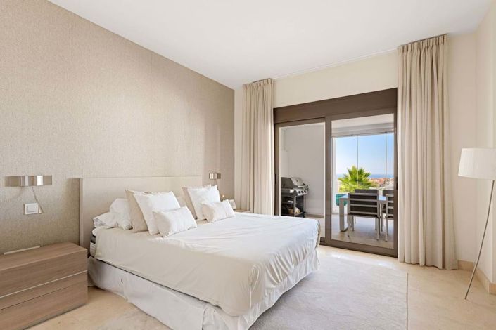 Image No.22-3 Bed Apartment for sale