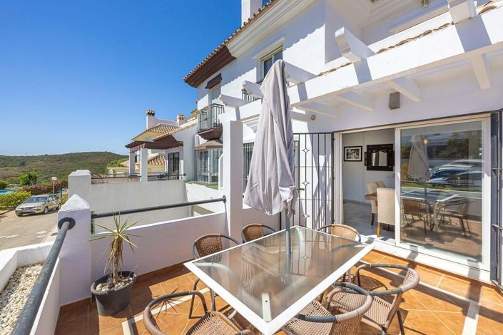 Image No.6-5 Bed Villa for sale