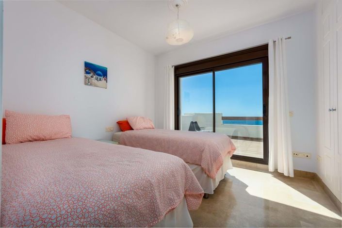 Image No.8-2 Bed Apartment for sale