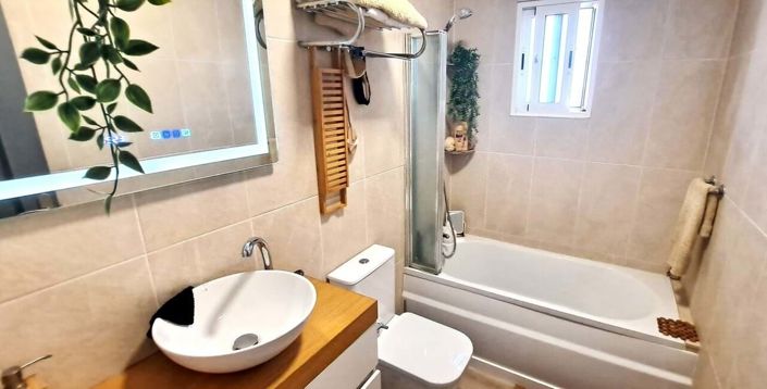 Image No.14-3 Bed Villa for sale