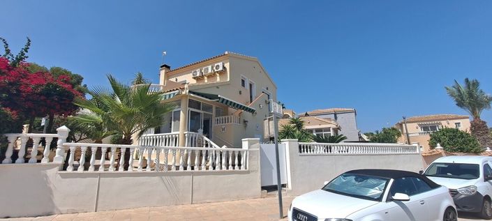 Image No.32-3 Bed Villa for sale