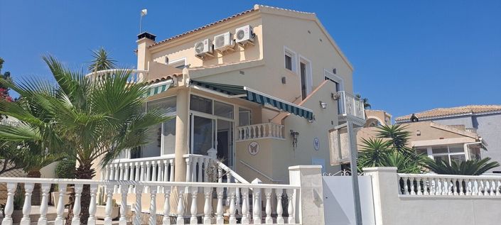 Image No.33-3 Bed Villa for sale