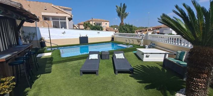 Image No.4-3 Bed Villa for sale