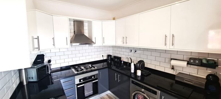 Image No.7-3 Bed Villa for sale