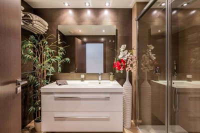 1447-517535-78d1f4f8b6655591b02d22fabb36a692d