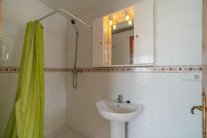 Image No.22-2 Bed Villa for sale