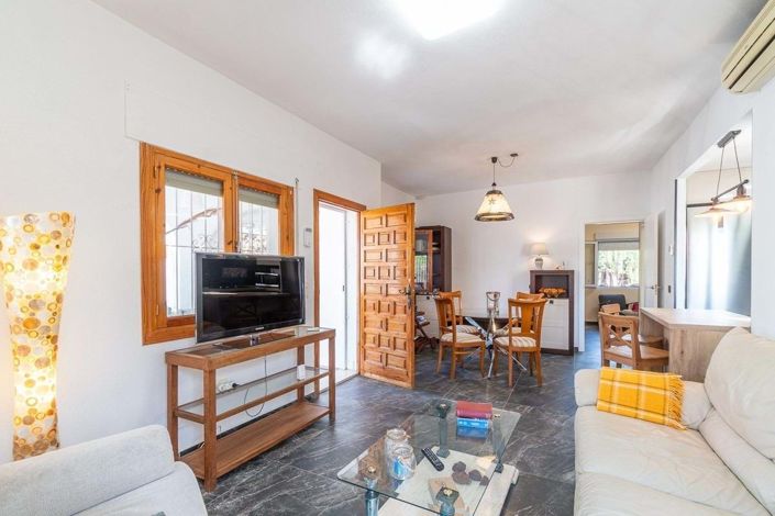 Image No.7-2 Bed Villa for sale