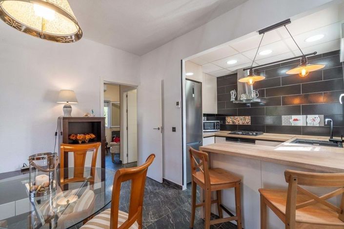 Image No.8-2 Bed Villa for sale