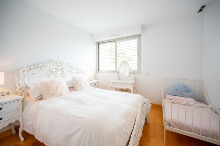 Image No.11-3 Bed Apartment for sale