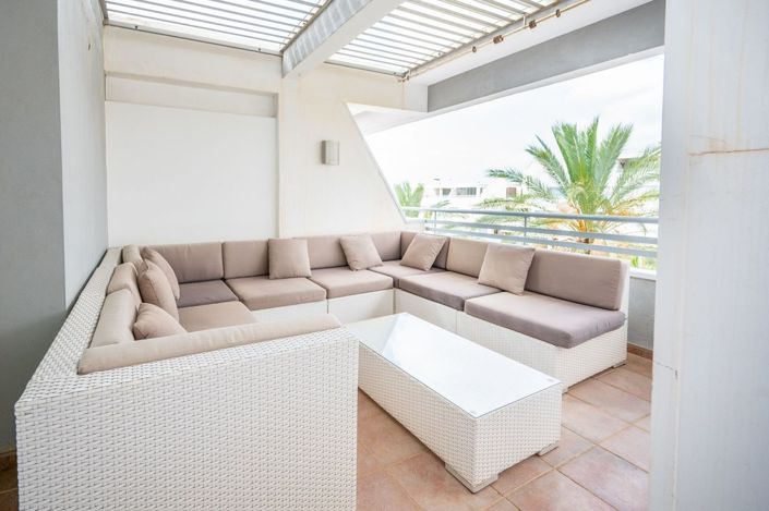 Image No.21-3 Bed Apartment for sale