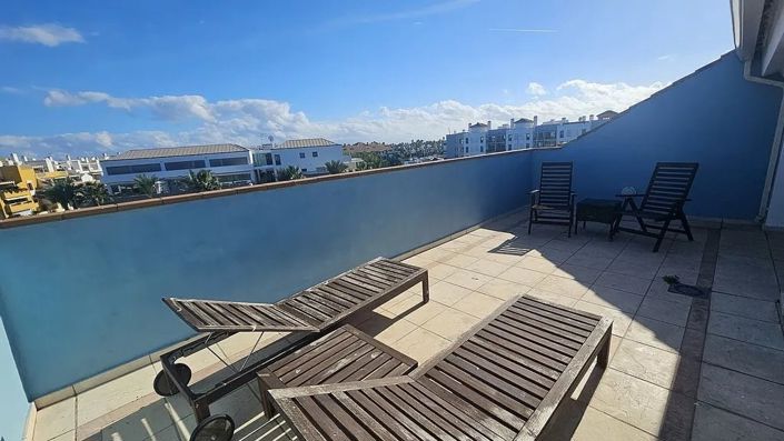 Image No.22-3 Bed Apartment for sale