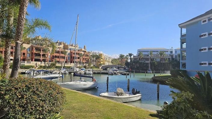 Image No.31-3 Bed Apartment for sale