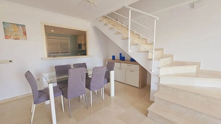 Image No.8-3 Bed Apartment for sale