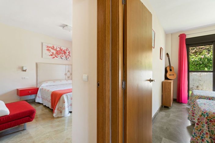 Image No.15-2 Bed Apartment for sale