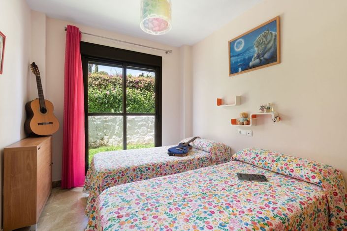 Image No.16-2 Bed Apartment for sale