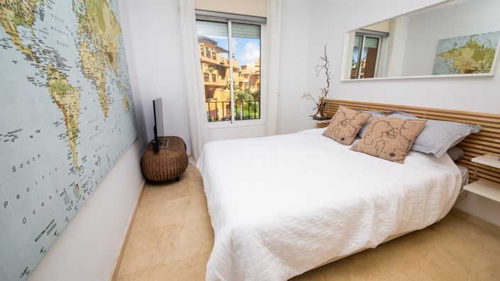 Image No.12-3 Bed Apartment for sale