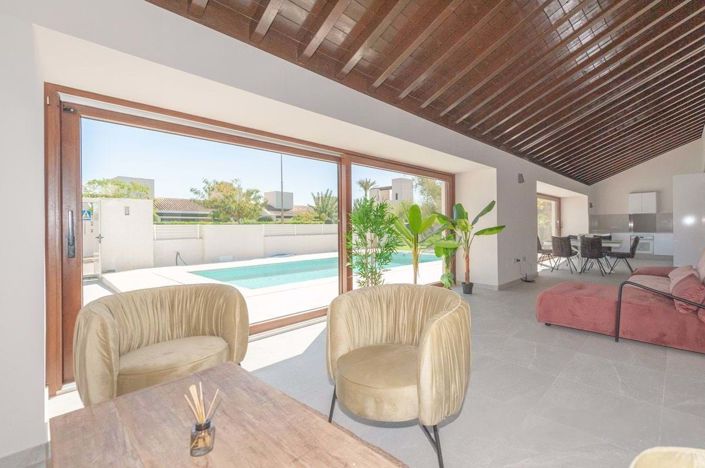 Image No.11-4 Bed Villa for sale