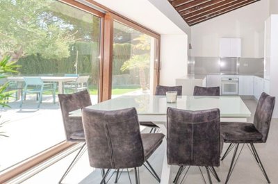 1447-523336-78d1f4f8b6655591b02d22fabb36a692d