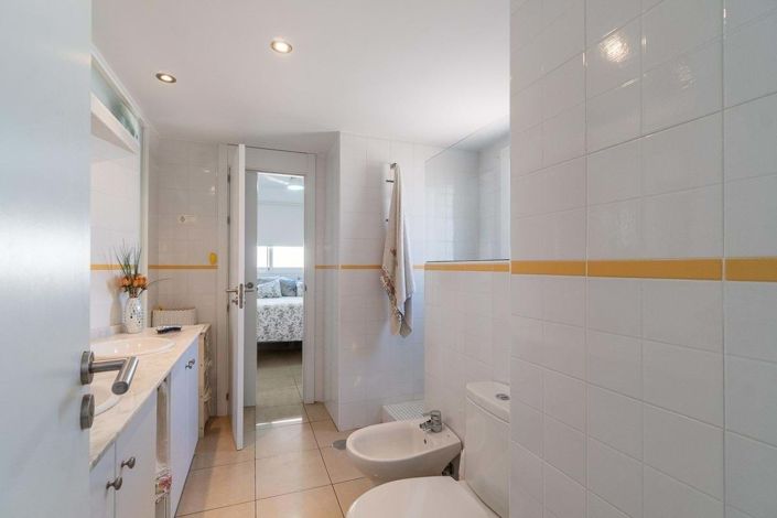 Image No.30-2 Bed Apartment for sale