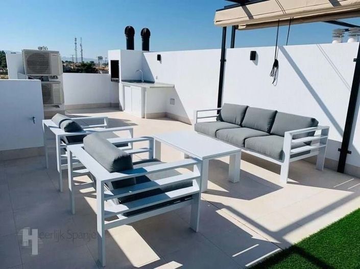 Image No.18-3 Bed Villa for sale