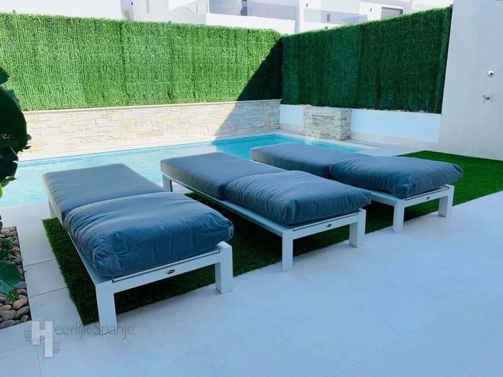 Image No.2-3 Bed Villa for sale