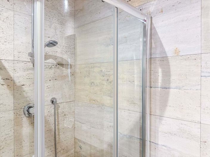 Image No.37-4 Bed Townhouse for sale