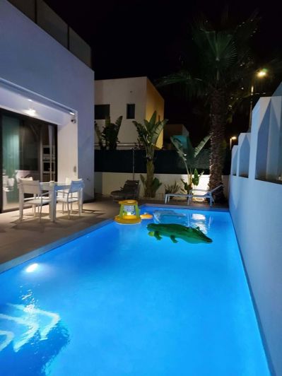 Image No.16-3 Bed Townhouse for sale