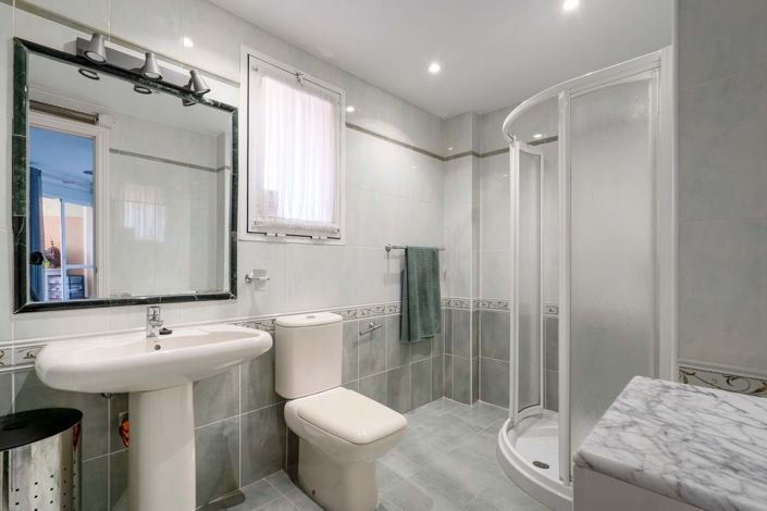 Image No.13-2 Bed Apartment for sale