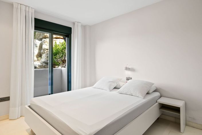 Image No.11-2 Bed Apartment for sale