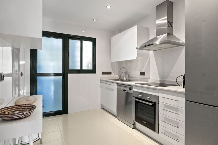 Image No.6-2 Bed Apartment for sale