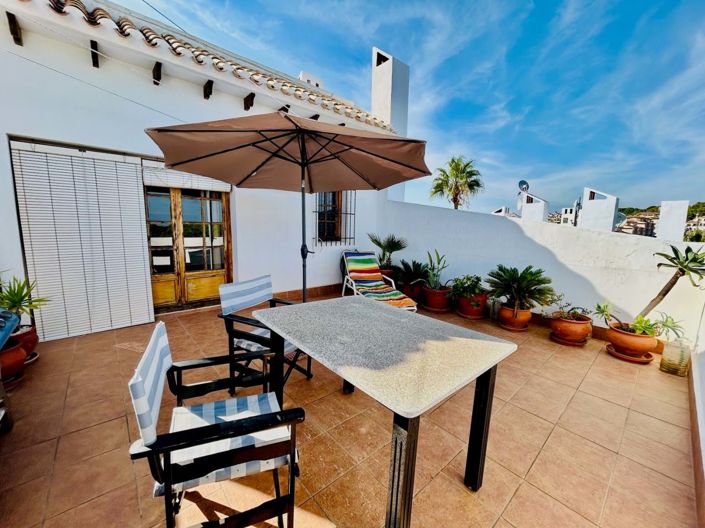 Image No.33-3 Bed Townhouse for sale