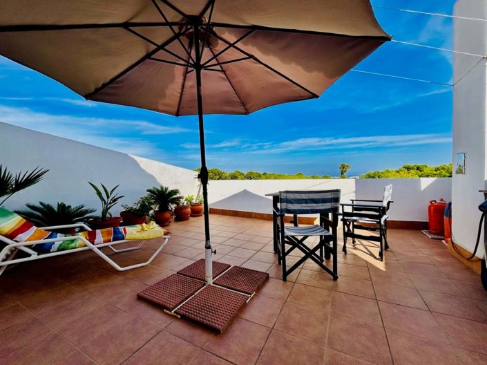 Image No.35-3 Bed Townhouse for sale