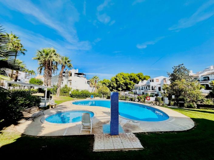 Image No.42-3 Bed Townhouse for sale