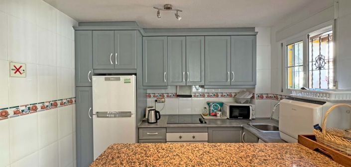 Image No.8-2 Bed Townhouse for sale