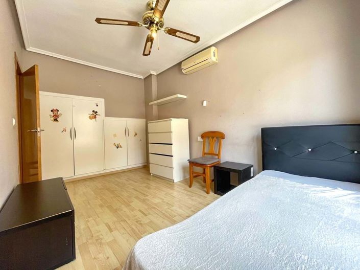 Image No.12-3 Bed Villa for sale