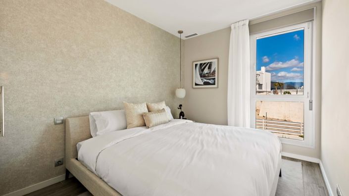 Image No.8-2 Bed Apartment for sale