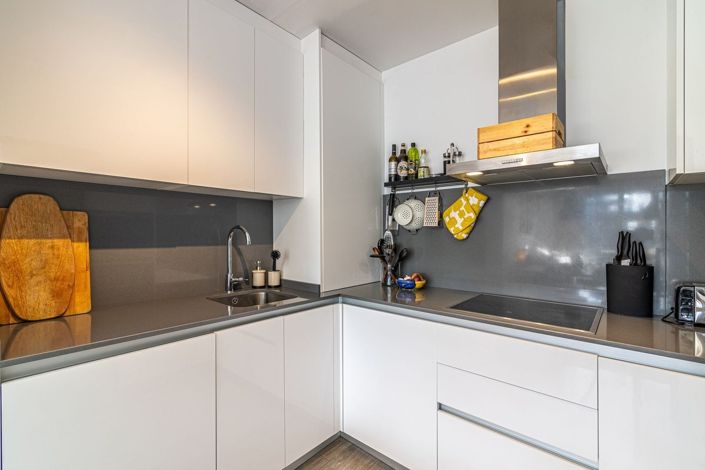 Image No.12-3 Bed Apartment for sale