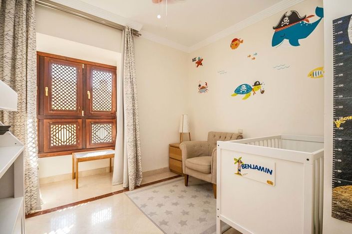 Image No.12-4 Bed Villa for sale