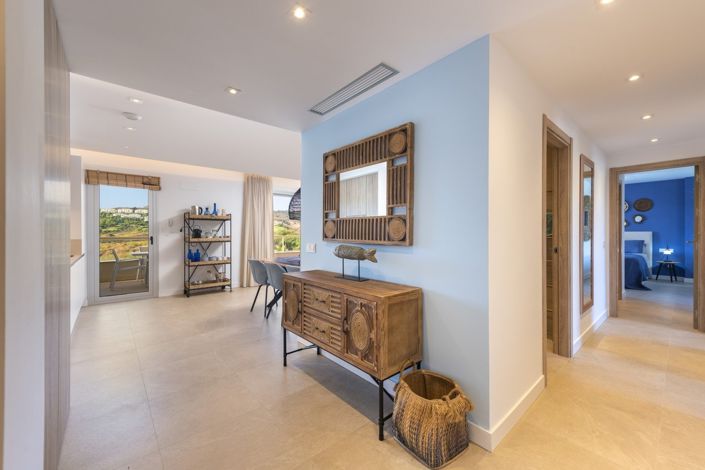 Image No.8-3 Bed Apartment for sale