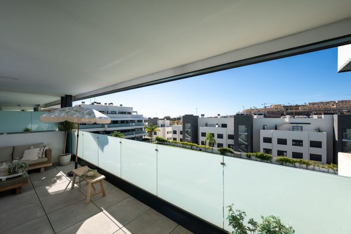 Image No.17-3 Bed Apartment for sale