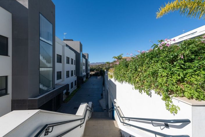 Image No.27-3 Bed Apartment for sale