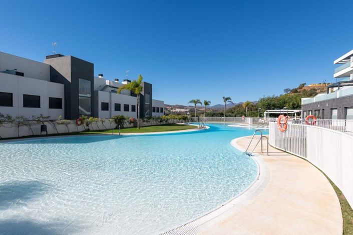 Image No.29-3 Bed Apartment for sale