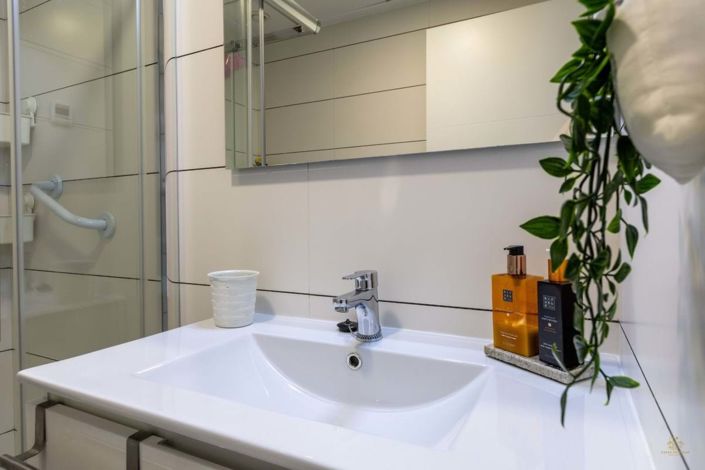 Image No.11-2 Bed Apartment for sale