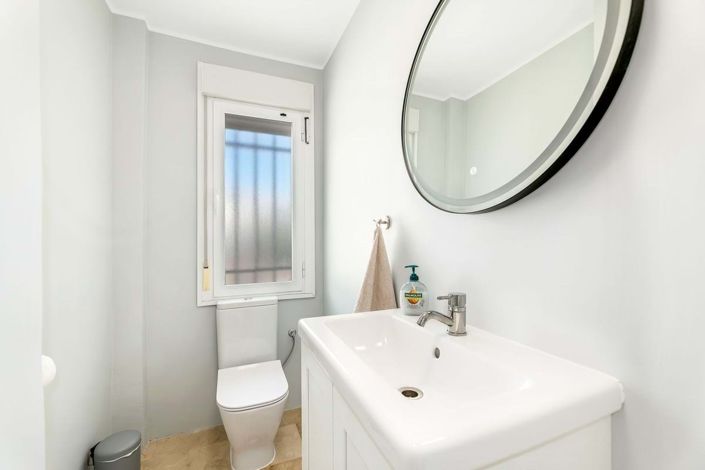 Image No.13-4 Bed Villa for sale