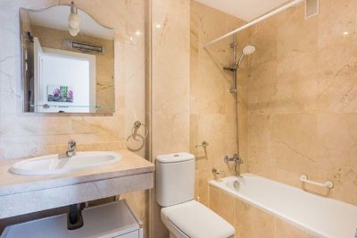 1447-526813-78d1f4f8b6655591b02d22fabb36a692d