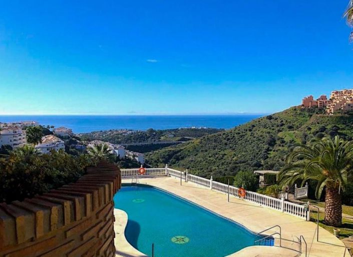 Image No.17-3 Bed Apartment for sale