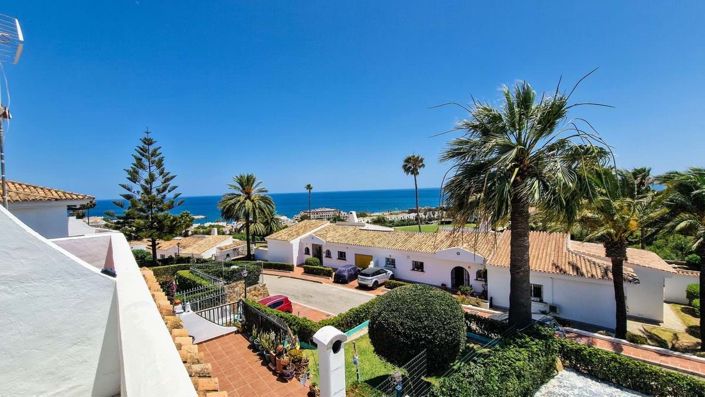 Image No.28-3 Bed Townhouse for sale