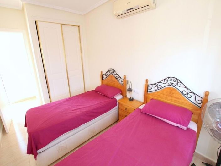 Image No.22-3 Bed Townhouse for sale