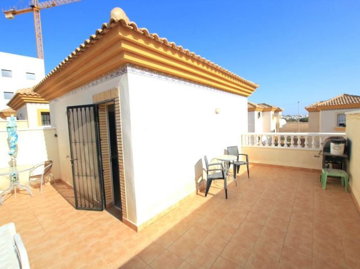 Image No.23-3 Bed Townhouse for sale