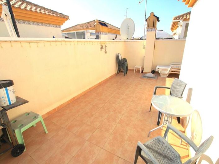 Image No.25-3 Bed Townhouse for sale